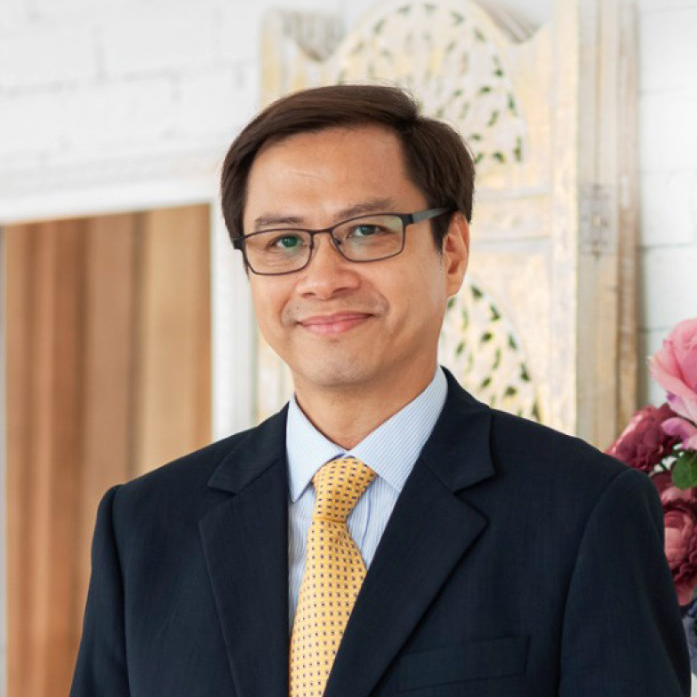 賴柏諭博士 Dr. Raymond Lai